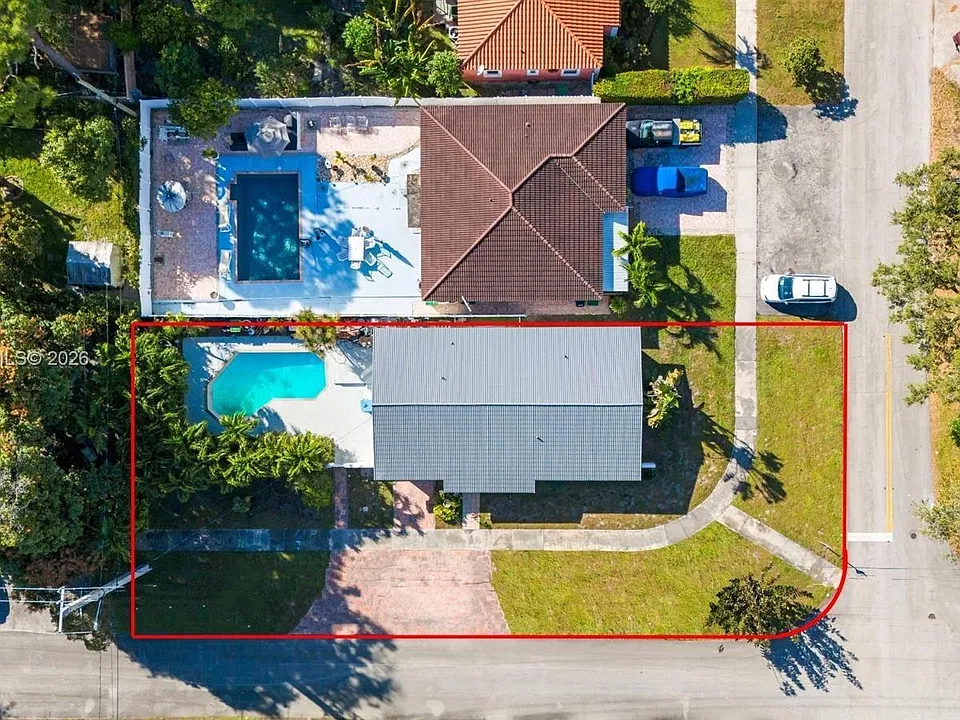 8850 NE 4th Ave