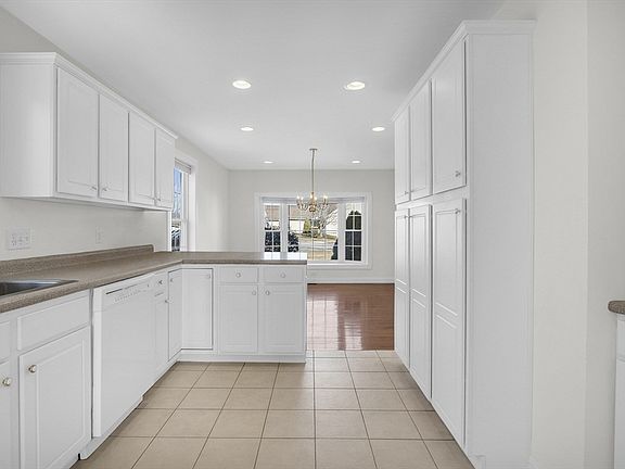 5th image of 84 Hillside Village Dr Unit 84