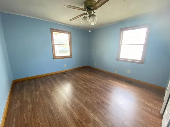 109 E I St, Erwin, NC 28339