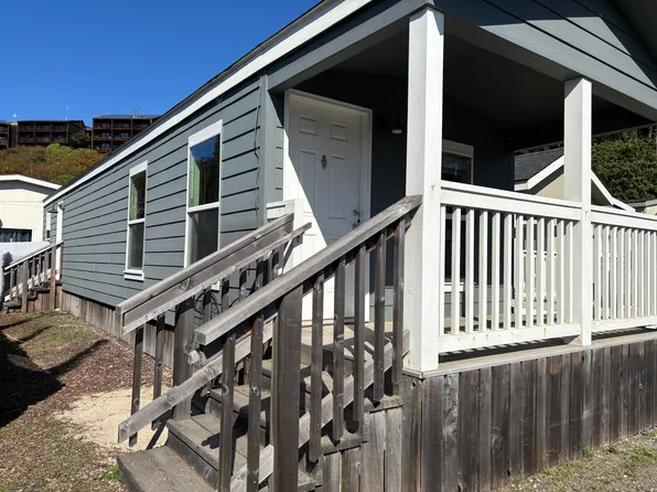 (undisclosed Address), Fort Bragg, CA 95437
