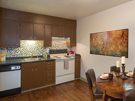 3rd image of 733 Tia Juana St APT 32