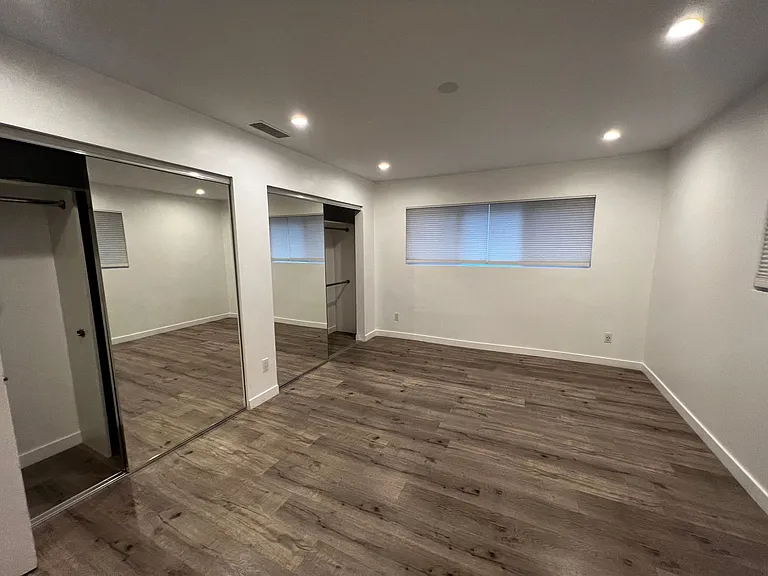 1233 Franklin St #101 — Photo 13