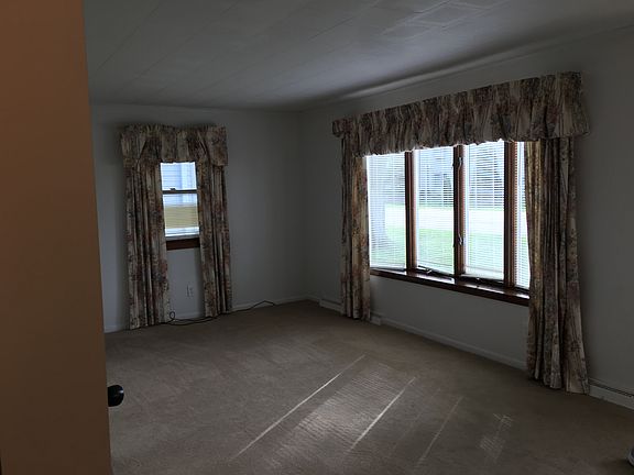 3rd image of 3149 West Dr