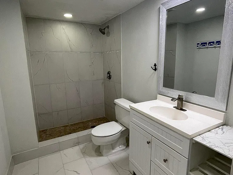 491 Ives Dairy Rd — Photo 10
