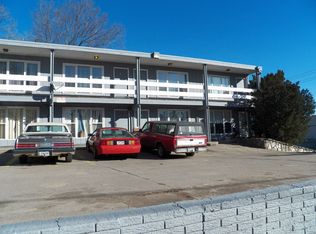 300 31st St NE APT G, Cedar Rapids, IA 52402