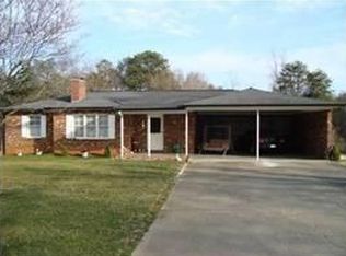 2451 Walt Arney Rd, Lenoir, NC 28645