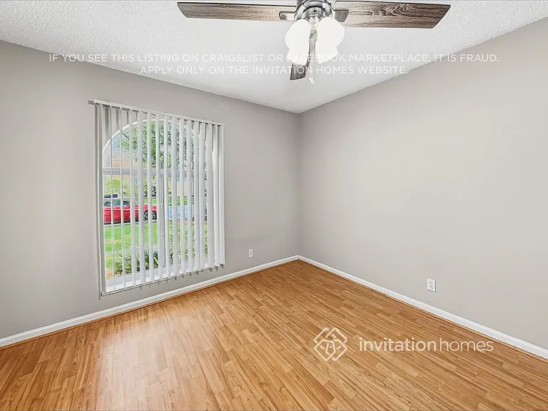 5788 NW 48th Dr — Photo 12