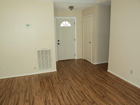 4th image of 3907 Kitchen Hill Ln