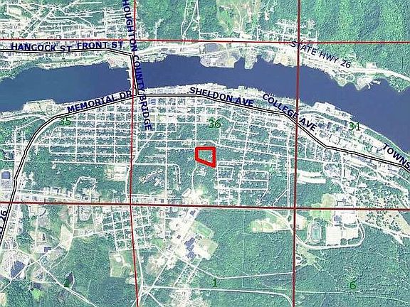 3rd image of 701 Portage St