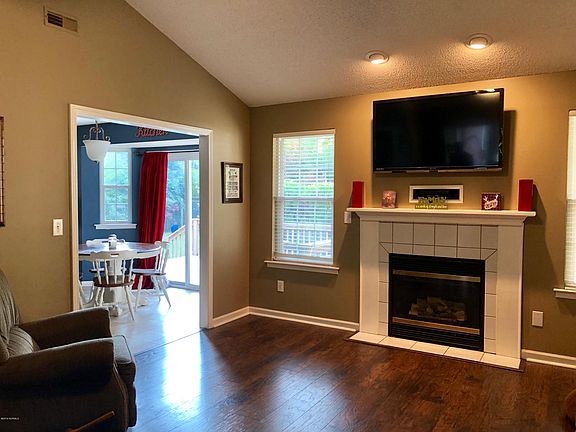 4th image of 107 Wedgewood Drive NE