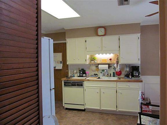 4th image of 1345 Stacewood Dr