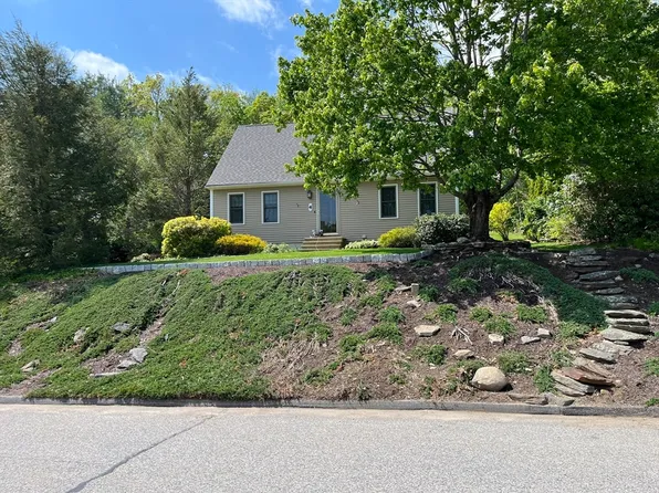 4 Hickory Dr, Rutland, MA 01543