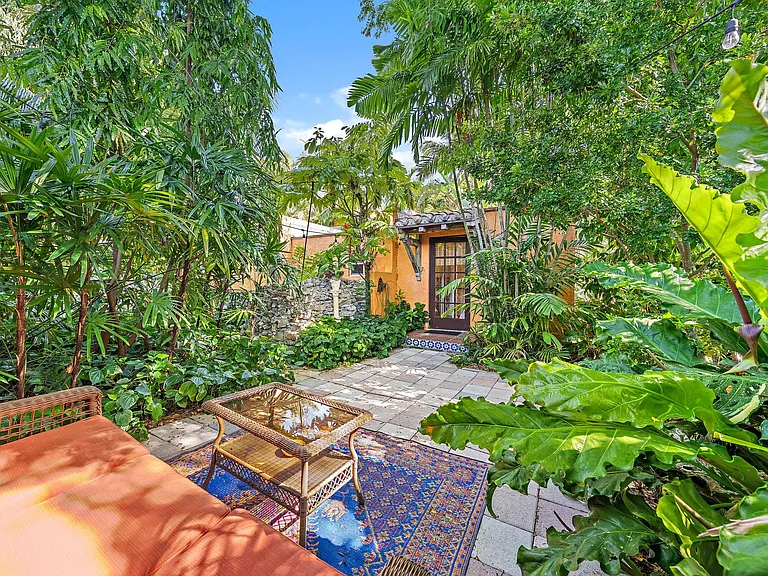 614 Flamingo Dr — Photo 31