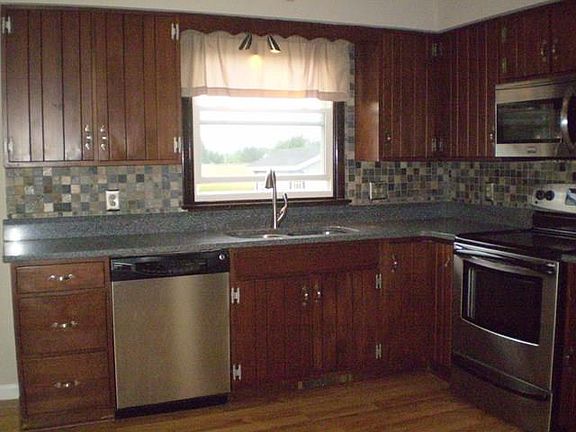4th image of 46 Ardon Dr