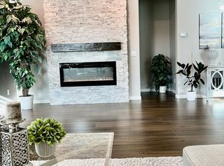 17761 W Via De Luna Dr, Surprise, AZ 85387