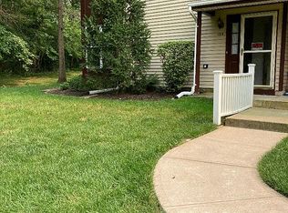 105 Andover Pl, Robbinsville, NJ 08691