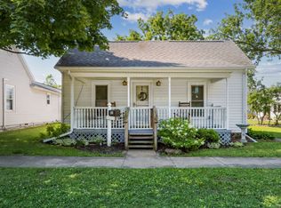 405 E Wilson St, Villa Grove, IL
