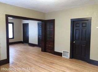 702 Conway St #1, Saint Paul, MN 55106