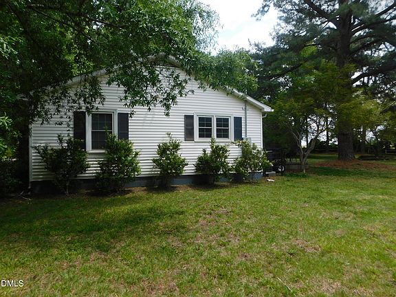 3rd image of 1536 Hight St