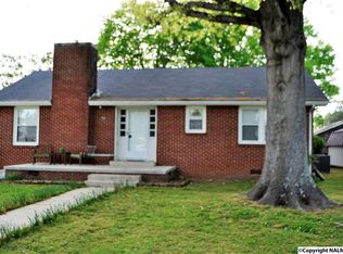 704 2nd Ave, Fayetteville, TN 37334
