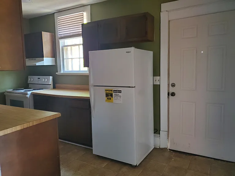905 Cherry St #B — Photo 7