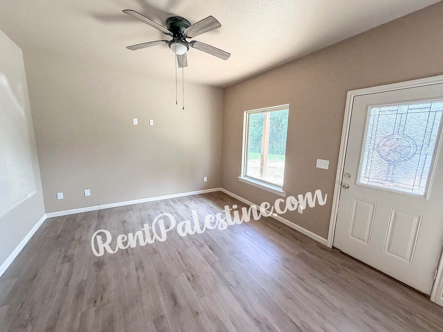 2 bed, $1,295 — Photo 4