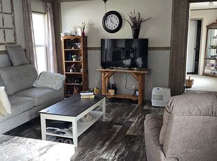 3711 Ambassador Ln, Louisville, TN 37777