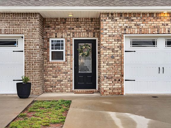 2nd image of 341 Fallow Cir