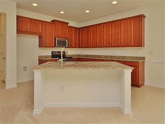 3rd image of 4932 Rolling Greene Dr