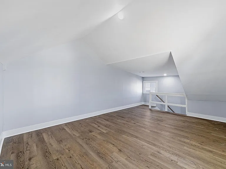 1424 Hamilton Ave — Photo 12