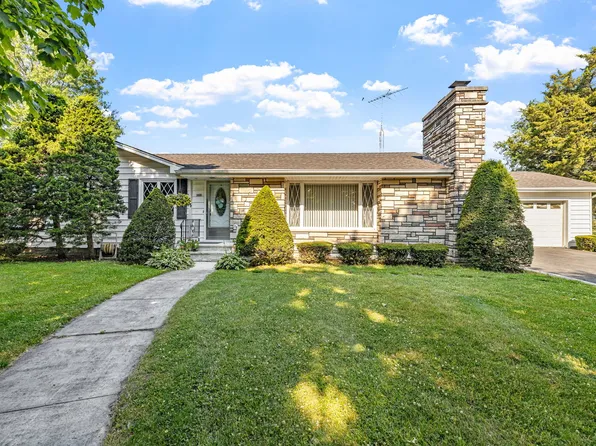 250 S De Witt Pl, Coal City, IL 60416