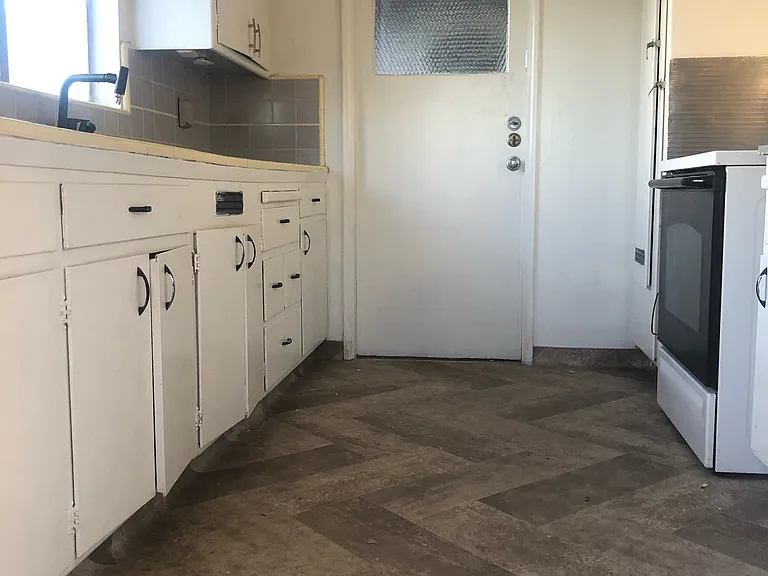 2450 Warring St #35B — Photo 13
