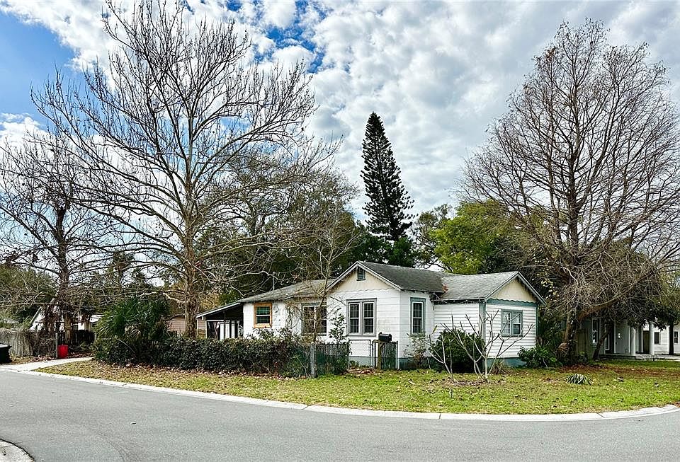 1st image of 1700 31ST AVENUE N
