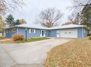 1220 2nd St, Brookings, SD 57006