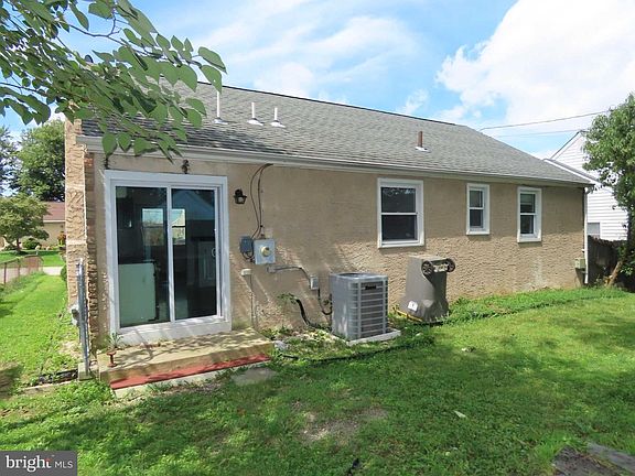 2nd image of 32 Paul Rd