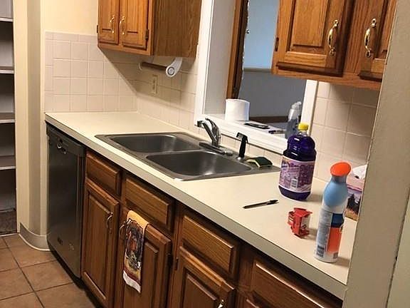 5th image of 65 Greentree Ln APT 18