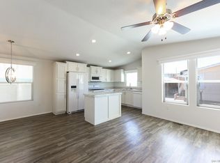 62 Hummingbird Ln, Oceanside, CA 92057