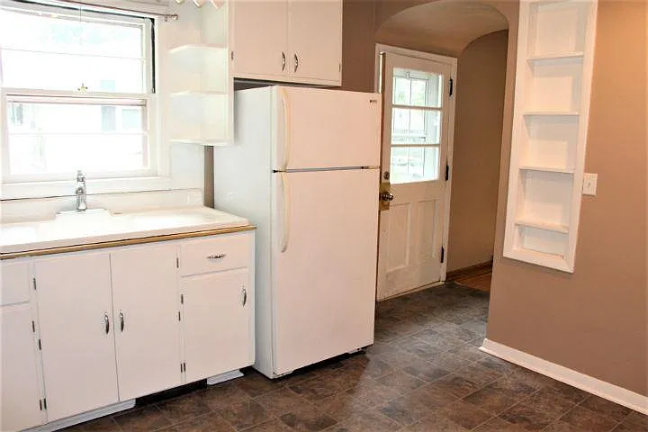 3 bed, 1020 sqft, $1,365 — Photo 4