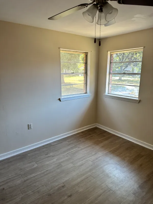 Charming 3 Bed, 2 Bath Home in Carlisle - $1250/month — Photo 4