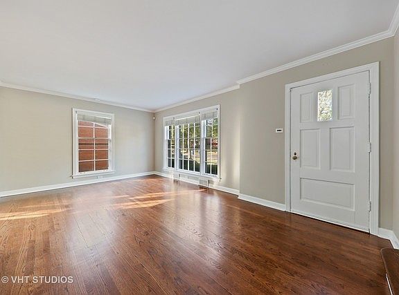 3rd image of 821 S Ashland Ave