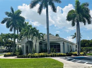 10091 Pacific Pines Ave, Fort Myers, FL 33966
