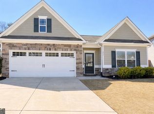 311 Eagles Bluff Way, Hoschton, GA