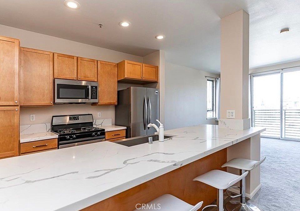1st image of 6400 Crescent #313