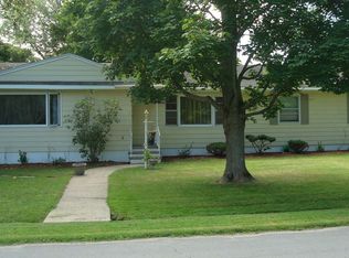 77 E 7th St, Oneida, NY 13421
