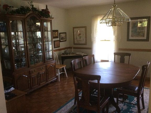3rd image of 704 County Road 1302