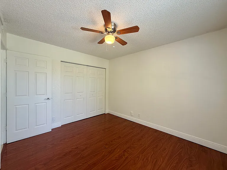 1541 Windorah Way #E — Photo 30