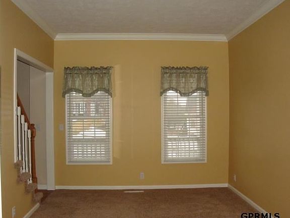 2nd image of 15915 Vernon Ave