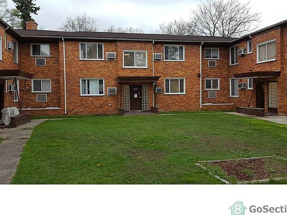 3rd image of 8279 Schaefer Hwy #12