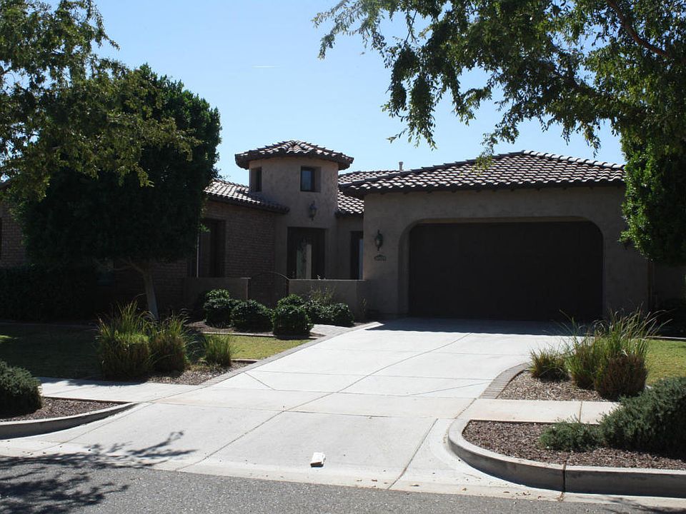 1st image of 20529 W Canyon Dr