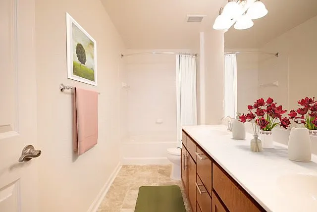 Huntington Townhomes — Photo 16